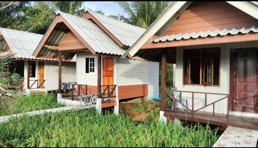 Parmi Farm Steay Villa Takuapa Exterior photo