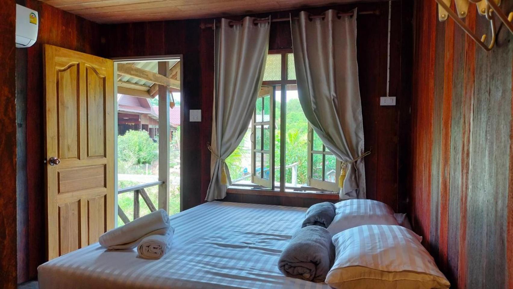 Parmi Farm Steay Villa Takuapa Room photo